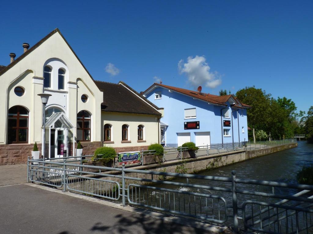 Hotel Muhleinsel Kenzingen Exterior foto